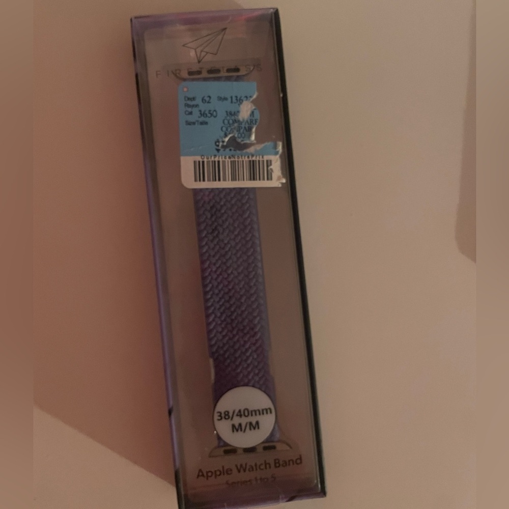 Apple Watch purple band
